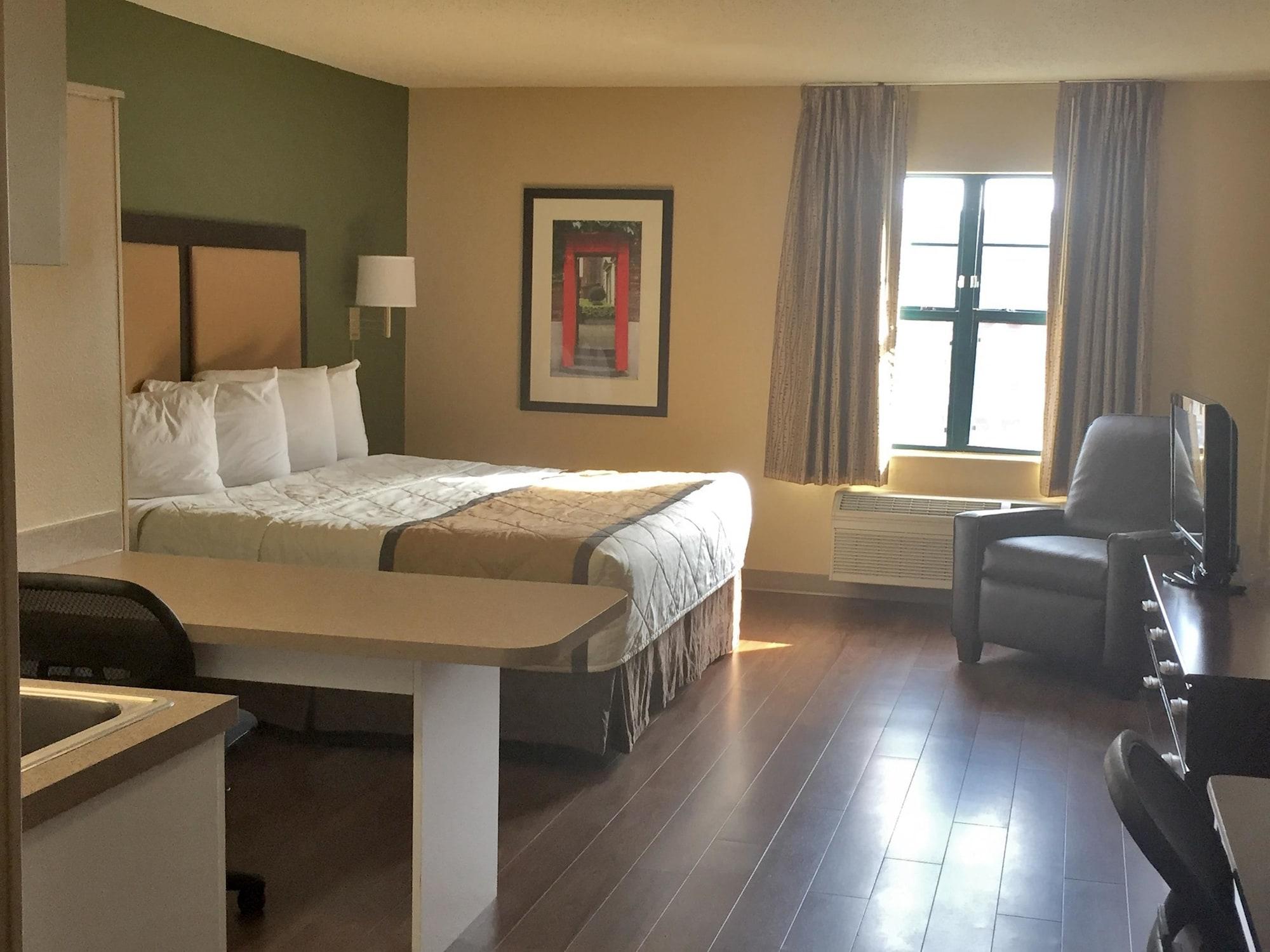 Extended Stay America Select Suites - Detroit - Novi - Haggerty Road Northville Esterno foto