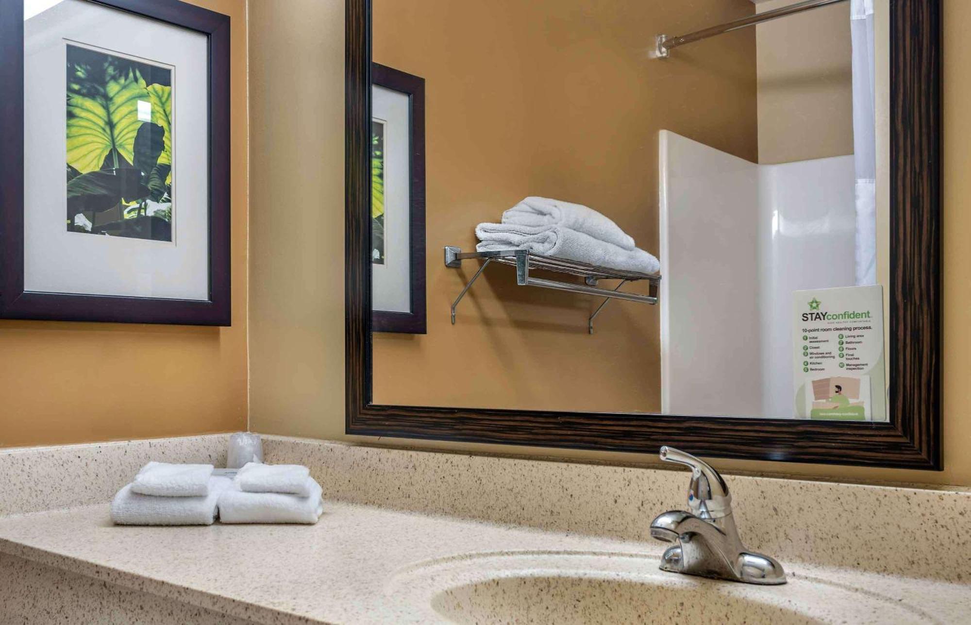 Extended Stay America Select Suites - Detroit - Novi - Haggerty Road Northville Esterno foto