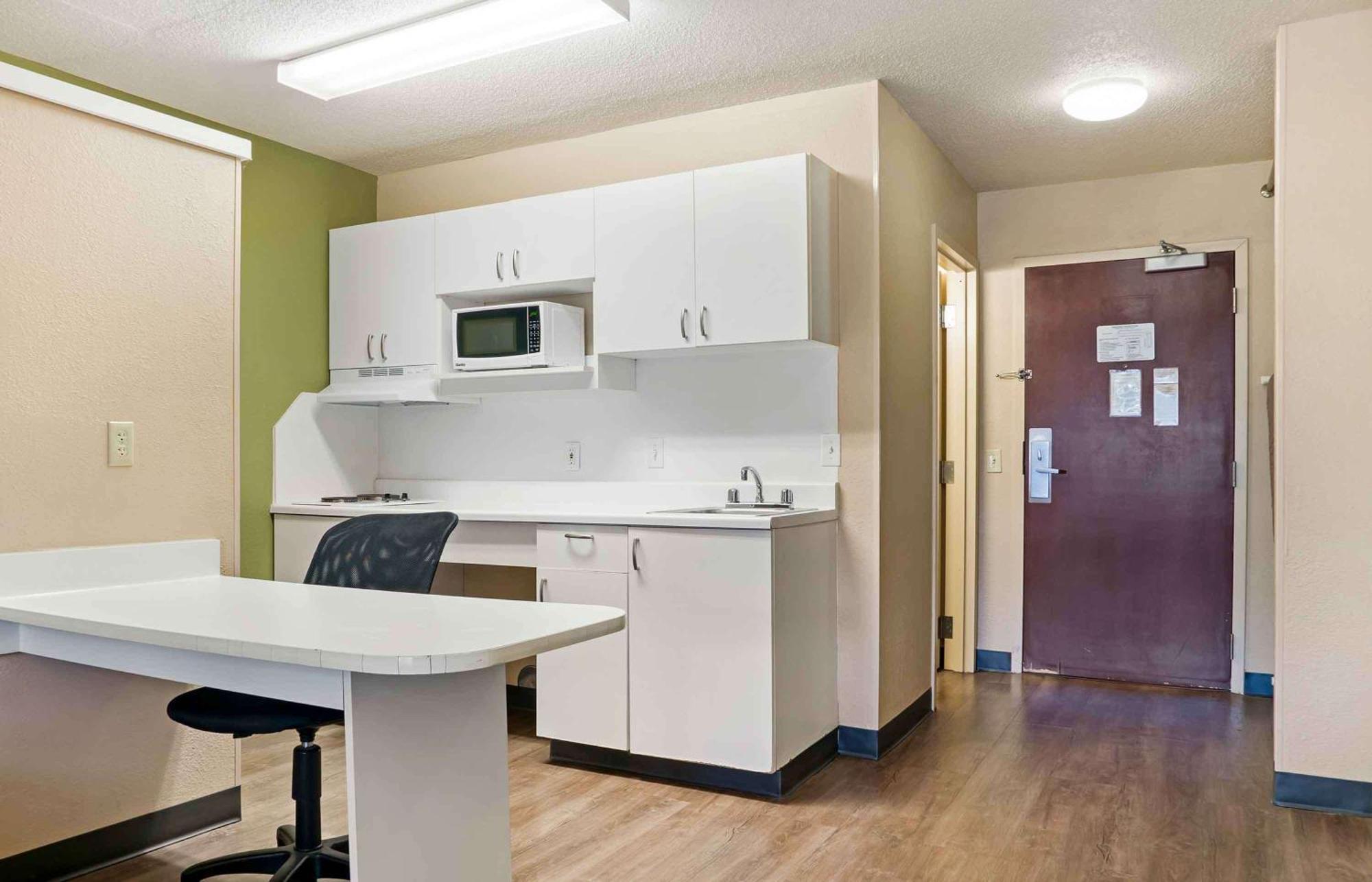 Extended Stay America Select Suites - Detroit - Novi - Haggerty Road Northville Esterno foto